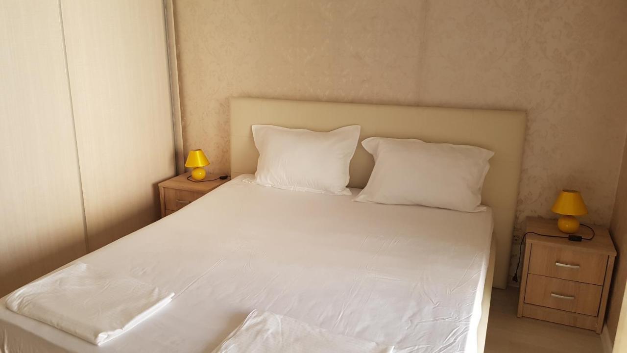 South Coast Apartments Шумен Екстериор снимка