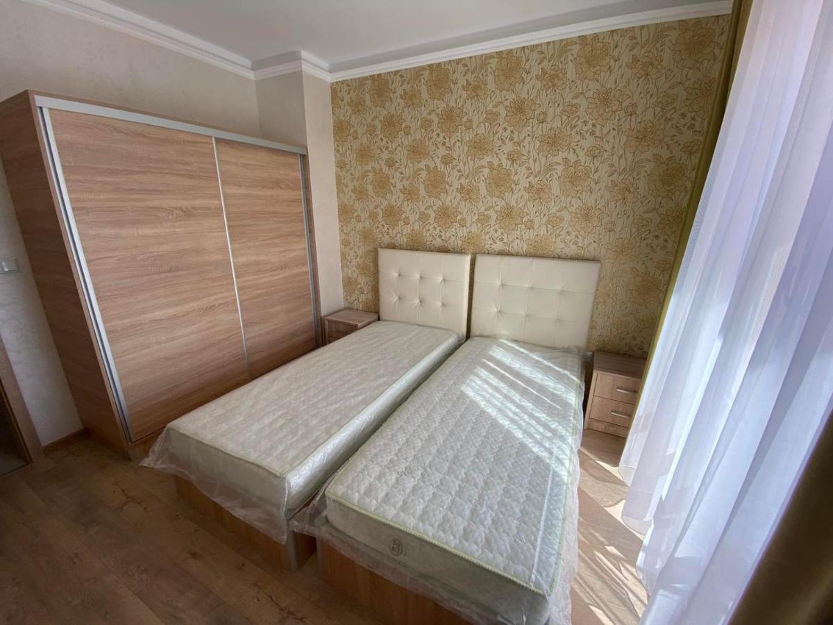 South Coast Apartments Шумен Екстериор снимка