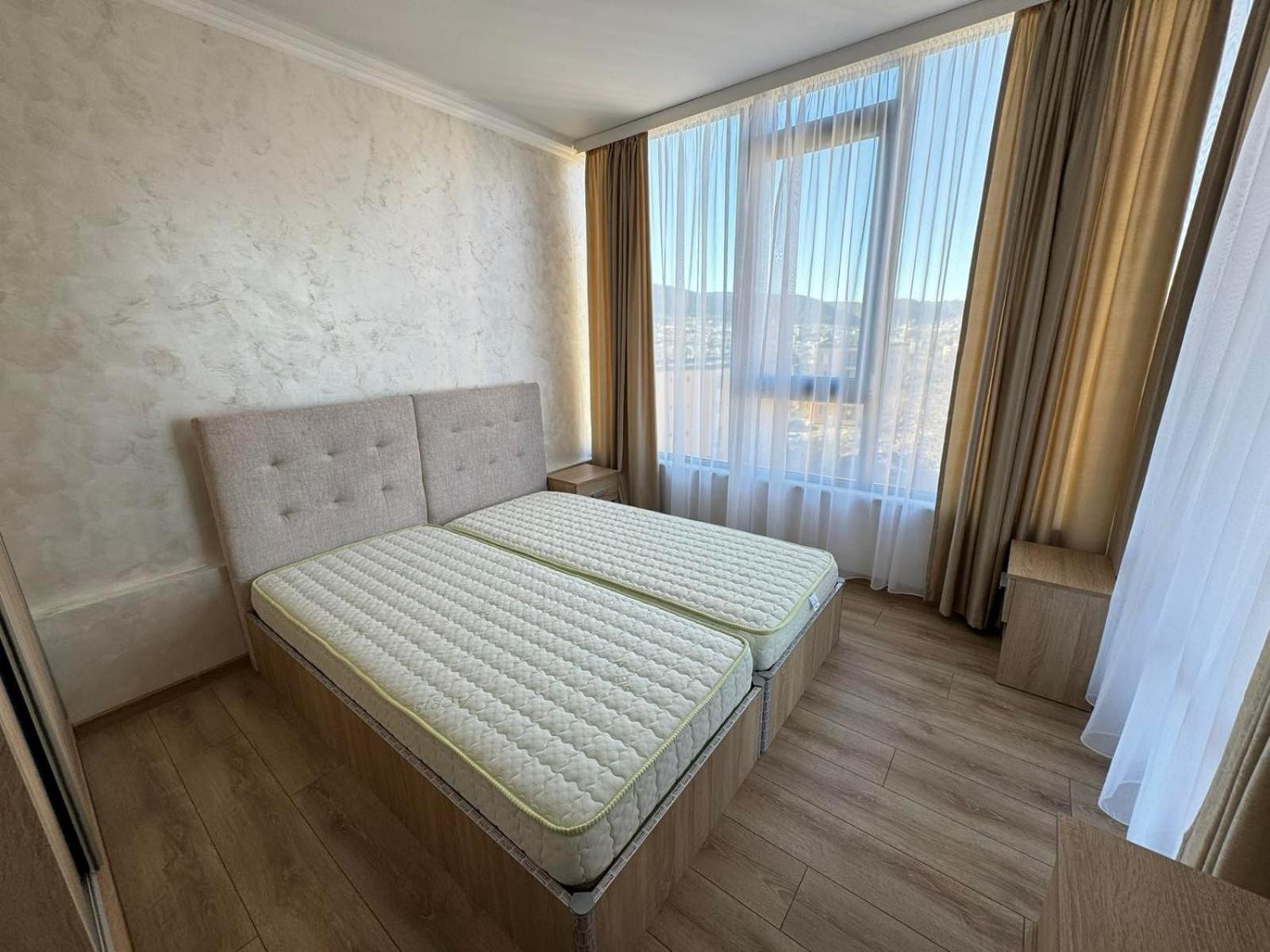 South Coast Apartments Шумен Екстериор снимка