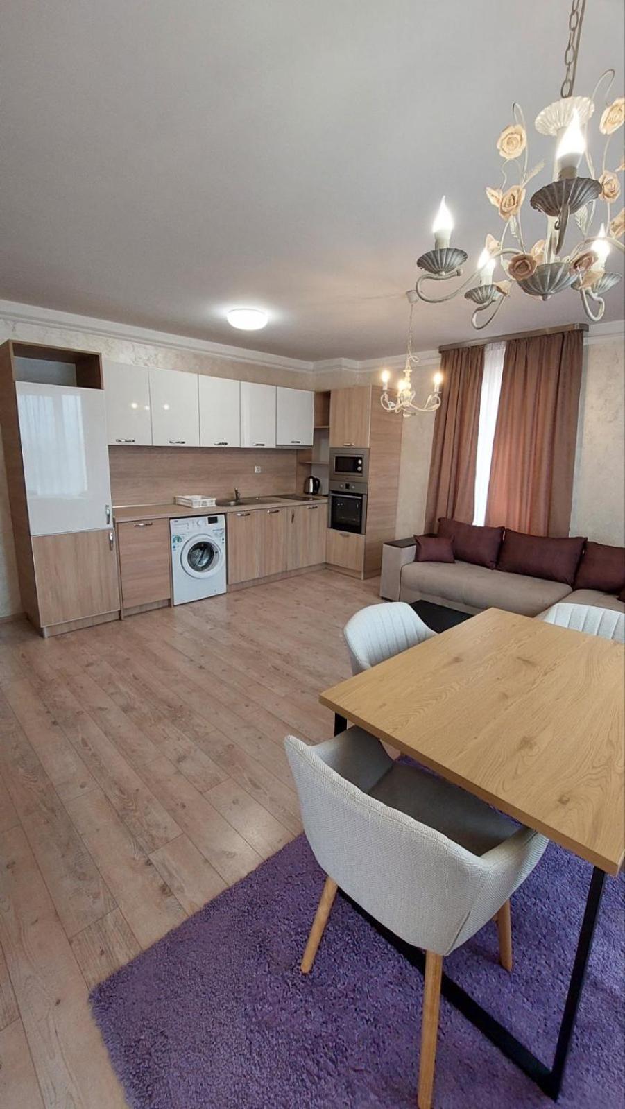 South Coast Apartments Шумен Екстериор снимка