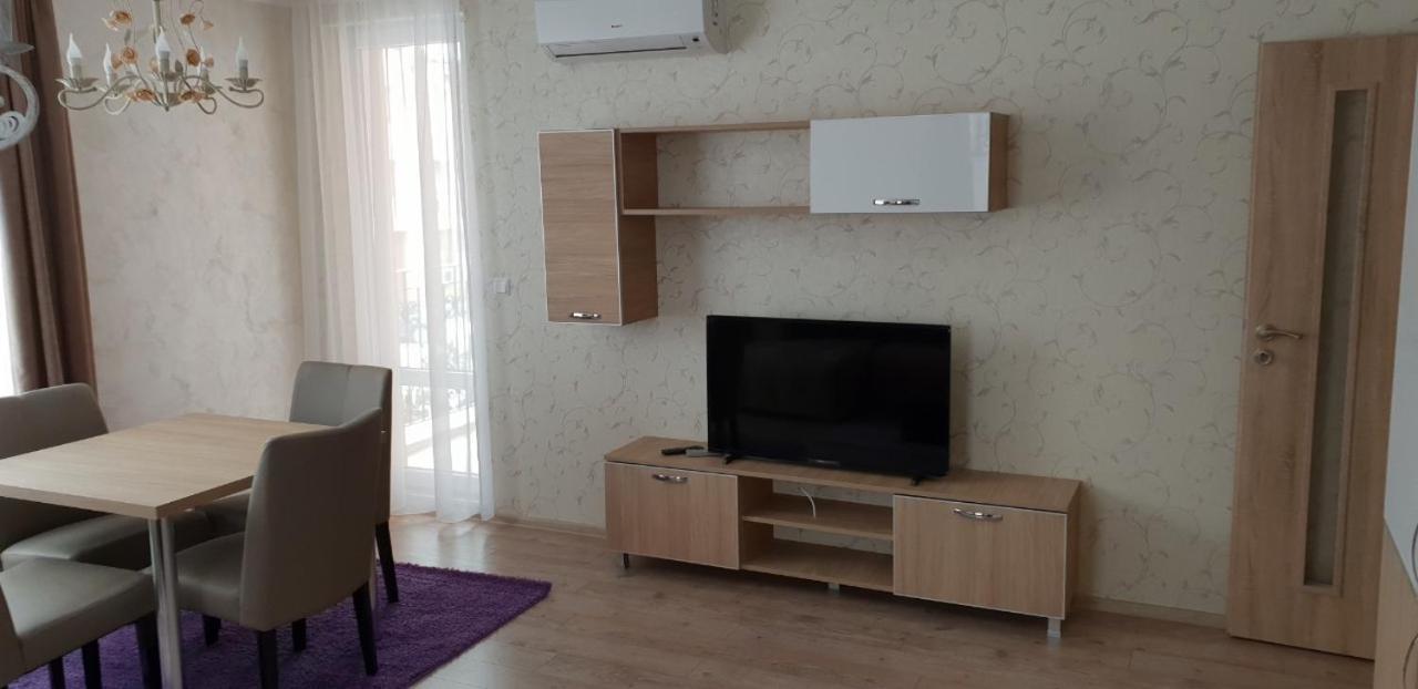 South Coast Apartments Шумен Екстериор снимка