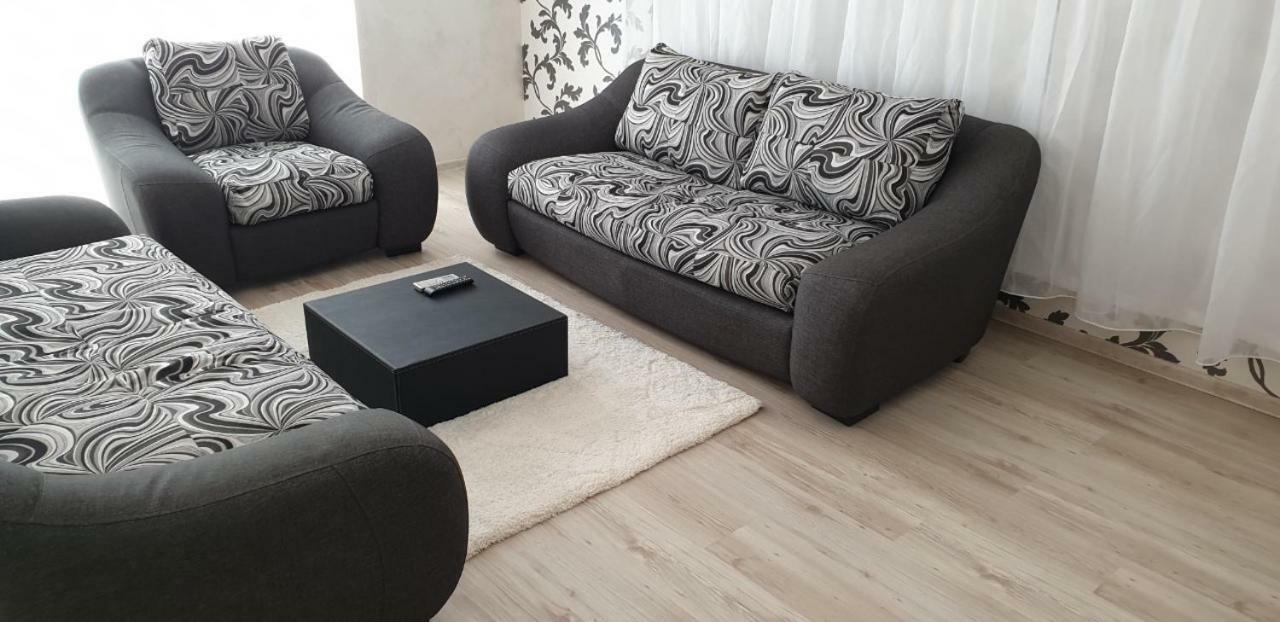 South Coast Apartments Шумен Екстериор снимка