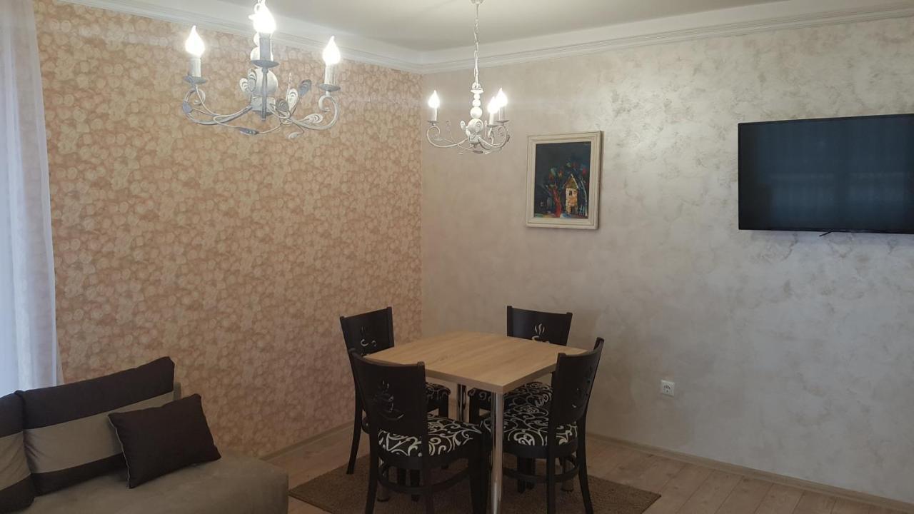 South Coast Apartments Шумен Екстериор снимка