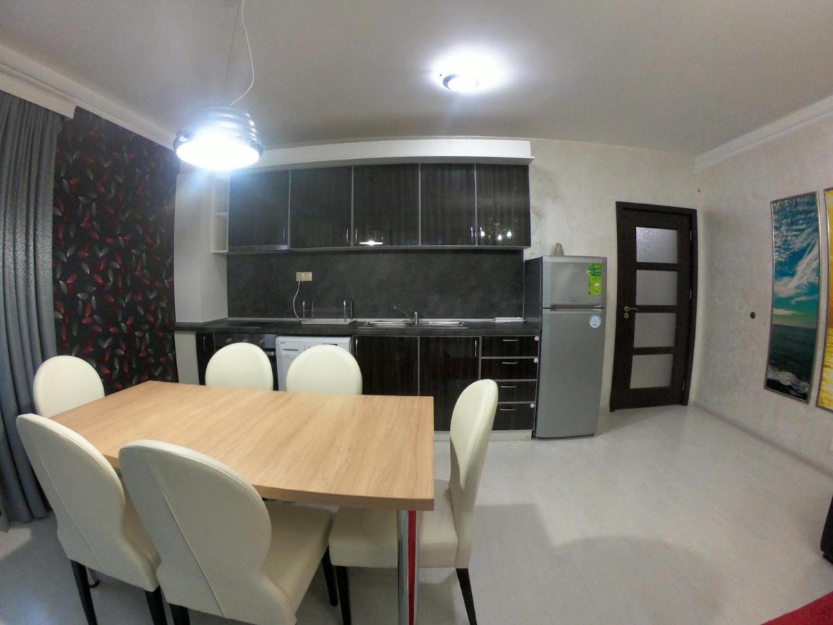 South Coast Apartments Шумен Екстериор снимка